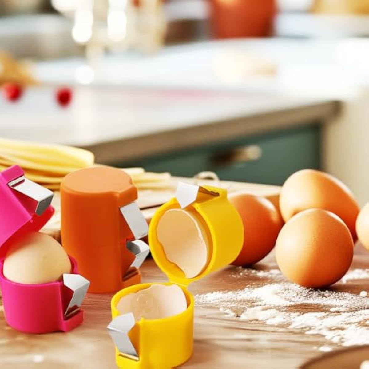Stainless Steel Egg Shell Opener, 2025 New Egg Shell Cutter Egg Shell Separator for Raw Eggs Gadgets, Multifunctional Egg Cutter Egg Cracker Separator for Home Kitchen (Red)